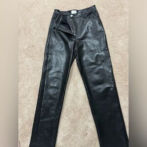 Great condition faux leather pant